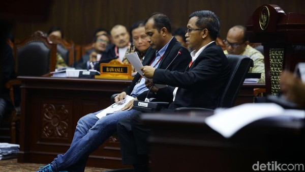 Dua Ahli Paslon 01 Beri Keterangan di Sidang MK