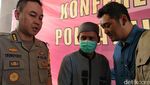 Pakai Masker, Rahmat Baequni Jadi Tersangka Penyebaran Hoax
