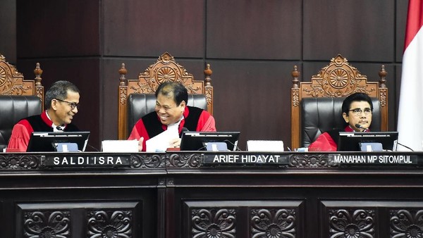 Hakim MK Sebut Bawaslu Terlalu Pasif Selesaikan Masalah Pemilu 2024