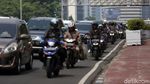 Duh, Trotoar di Kawasan MRT Dukuh Atas Tertutup Pot Bunga