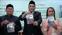 Ustadz Tawfiqur merupakan tokoh yang menjembatani Habib dengan Kabinda Kalimantan Selatan Brigjen Hotman Sagala. Kolaborasi antara Habib dan Kabinda tertuang dalam cerita di buku ini.