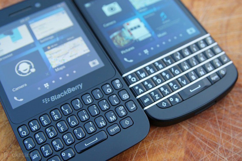 BlackBerry Q5