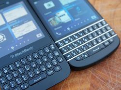 BlackBerry Keyboard Fisik Mau Rilis Lagi, Ini Salah Satu Model Jadulnya