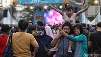Sepanjang perayaan HUT DKI bertema Wajah Baru Jakarta itu, sepanjang hari ini akan ada berbagai acara menarik yang digelar hingga puncak perayaan nanti malam. Acara yang digelar di antaranya terbagi menjadi Jakarta Tempo Doeloe, Jakarta Membangun, hingga Wajah Baru Jakarta.