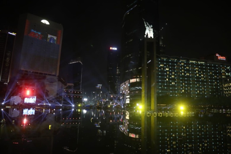 Warga Luar Jakarta Mengaku Terhibur dengan Acara Puncak HUT DKI Warga Luar Jakarta Mengaku Terhibur dengan Acara Puncak HUT DKI