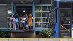 Antusias Warga Menjajal Bus Transjakarta Gratis di HUT DKI