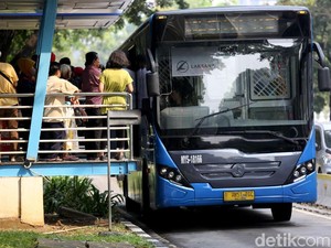 Layani Pelanggan saat Listrik Padam, TransJakarta Tambah Armada