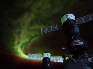Astronaut Rusia Rekam Penampakan yang Diduga UFO