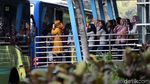 Antusias Warga Menjajal Bus Transjakarta Gratis di HUT DKI