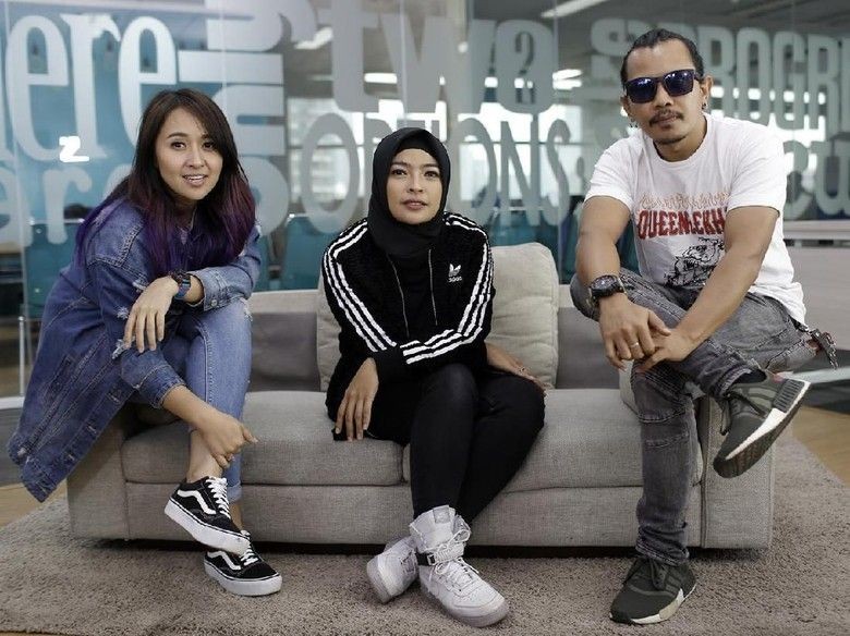 Grup band Kotak meriahkan HUT ke-492 Kota Jakarta (Foto: Foto: Asep Syaifullah/detikHOT) Grup band Kotak meriahkan HUT ke-492 Kota Jakarta (Foto: Foto: Asep Syaifullah/detikHOT)
