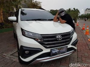 Syarat Aman Ngevlog Saat Berkendara ala Motomobi
