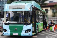Bus Listrik. 