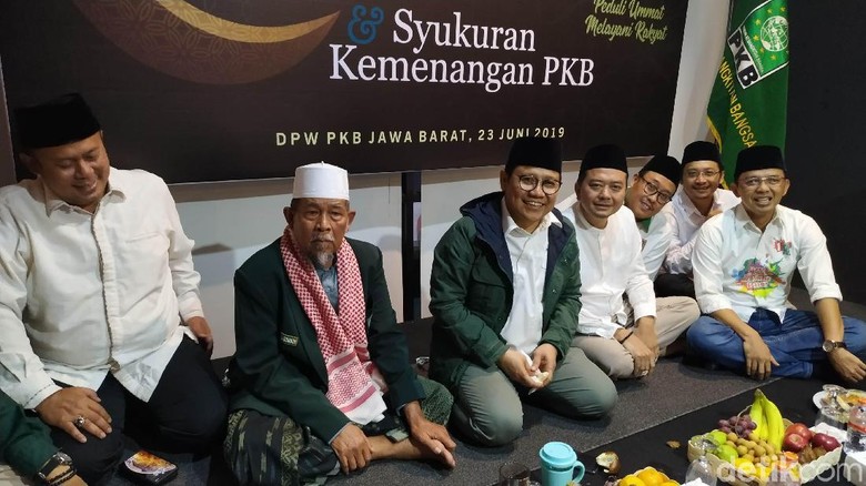 PKB Siapkan Banyak Kader untuk Kursi Menteri di Kabinet Jokowi PKB Siapkan Banyak Kader untuk Kursi Menteri di Kabinet Jokowi