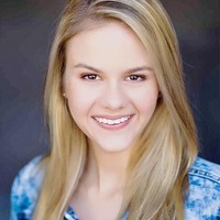 Miss Manatee River 2019 ini juga menambahkan bahwa mengikuti kontes kecantikan telah membantunya dengan keterampilan sosial, sesuatu yang bisa menjadi tantangan bagi mereka yang menderita autisme. Sederet prestasi pun telah diraihnya. Foto: Instagram/@rachelbarcellona