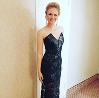 Rachel bahkan memukau penonton di Amalie Arena pada Maret 2019 ketika ia menyanyikan lagu kebangsaan sebelum pertandingan Tampa Bay Lightning. Pada April, ia mendapat kesempatan memberikan pidato di PBB untuk Hari Autisme Sedunia.  Foto: Instagram/@rachelbarcellona