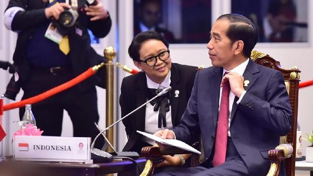 Jokowi Soal Menteri Baru: Ada yang Umurnya 25 Tahun