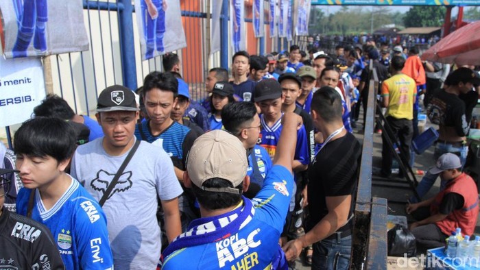 Laga lanjutan Liga 1 2019 yang mempertemukan Persib Bandung melawan Madura United digelar di Stadion Si Jalak Harupat, Minggu (23/6/2019) sore.