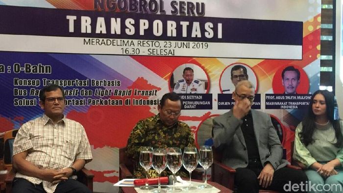 Diskusi O-Bahn. Foto: Vadhiya Lidyana - detikFinance Diskusi O-Bahn. Foto: Vadhiya Lidyana - detikFinance