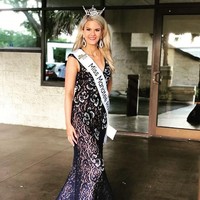 Rachel Barcellona mencetak sejarah sebagai finalis Miss Florida pertama dengan autisme. Ia tengah berusaha untuk memecahkan rintangan dan stereotip di kontes kecantikan. Foto: Instagram/@rachelbarcellona