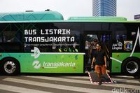 TransJakarta Tunggu Izin Operasi Bus Listrik