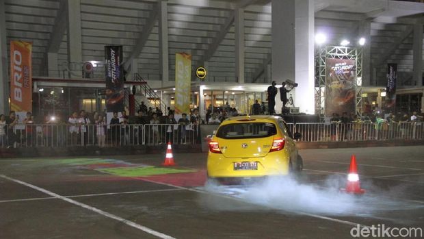 Honda Brio Slalom Contest
