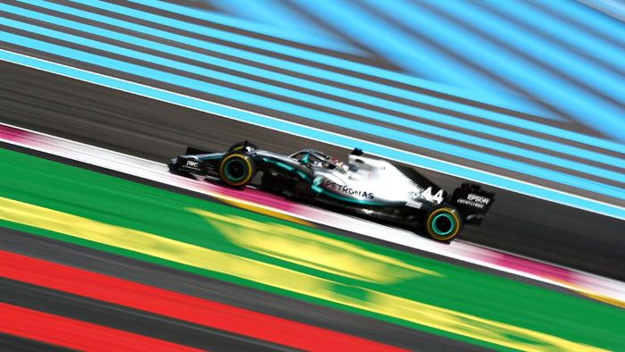 Lewis Hamilton memenangi GP Prancis 2019. (Foto: Dan Istitene / Getty Images)