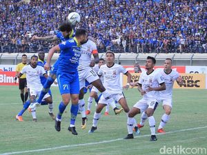 Persib Sia-siakan Peluang