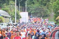 Pakai Ikat Kepala, Warga Kaltim Deklarasi Tolak Kerusuhan