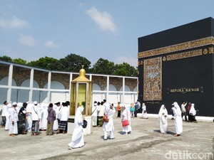 Nggak Cuma Jokowi, Bupati Polman Juga Bikin Kuis Berhadiah Umrah