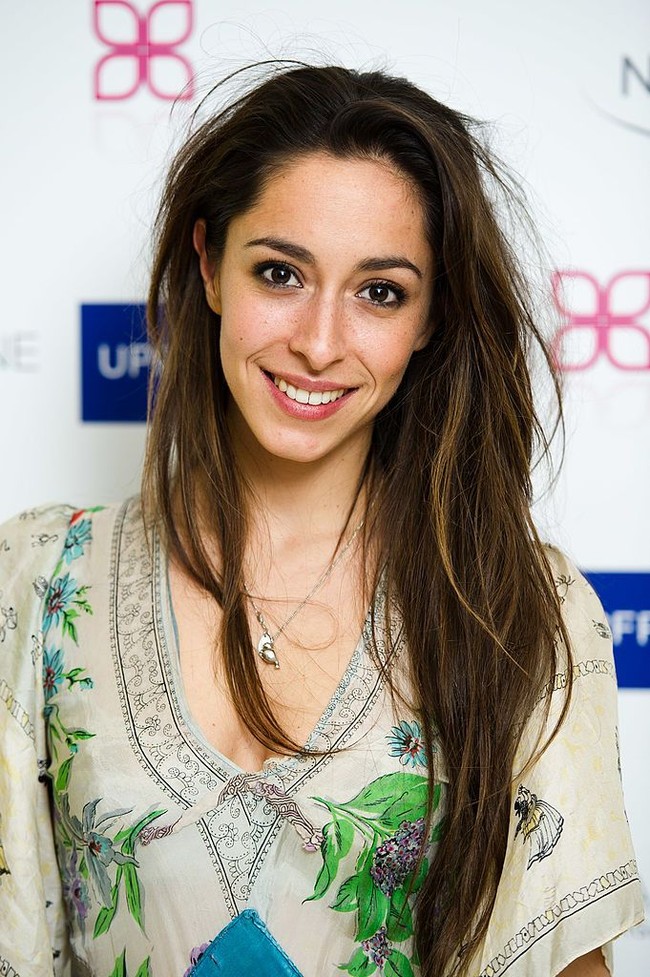 Penggemar Game of Thrones mungkin familiar dengan karakter Talisa Stark, istri dari Robb Stark, yang muncul di musim pertama dan kedua. Adalah aktris Oona Chaplin yang memerankan karakter tersebut. (Foto: Getty Images)