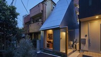 Rumah mungil tersebut didesain langsung oleh sang pemilik yang tidak lain merupakan dosen arsitek bernama Takeshi Hosaka. Istimewa/Inhabitat/Koji Fujii Nacasa and Partners.