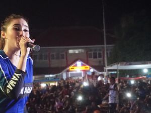 Melihat Aksi Nella Kharisma Jaran Goyang di BYMS 2019 Cilacap