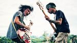 Melihat Aksi Bassist Boomerang yang Gunakan Ganja untuk Obat