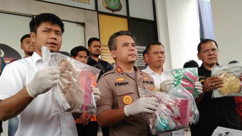 Tunangan Bunuh ABG Perempuan Terikat di Tangerang karena Cemburu Tunangan Bunuh ABG Perempuan Terikat di Tangerang karena Cemburu