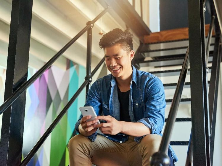 Deretan Ponsel Android Kelas Menengah Terkencang di Dunia