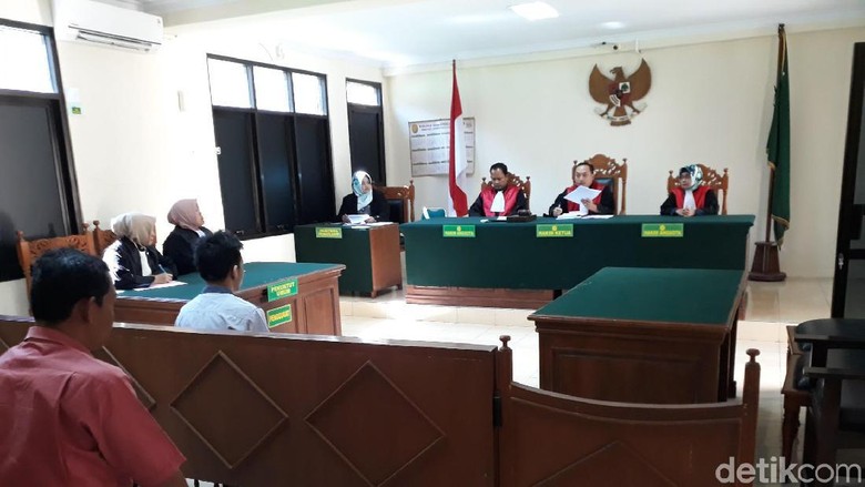 Pembakar Surat Suara di Gunungkidul Divonis Percobaan Pembakar Surat Suara di Gunungkidul Divonis Percobaan
