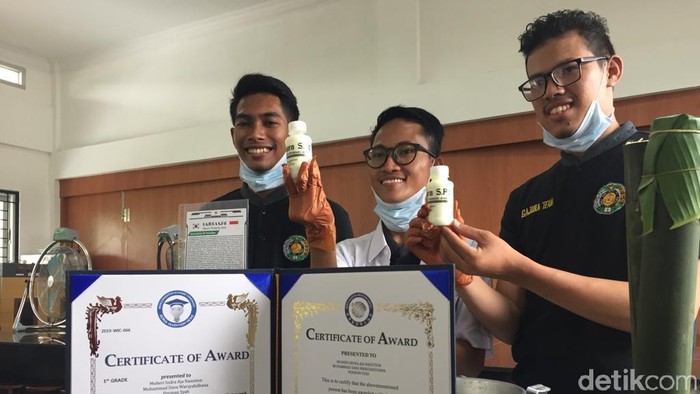 Kenalkan Minuman Gajura Spd, Mahasiswa USU Menang Kontes Inovasi di Korsel