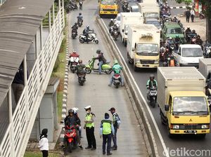 Lampu Sepeda Motor Wajib Nyala di Siang Hari Digugat ke MK, Ini Kata Polri