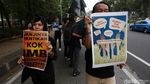 Aksi Jalan Mundur Tolak IMB Reklamasi