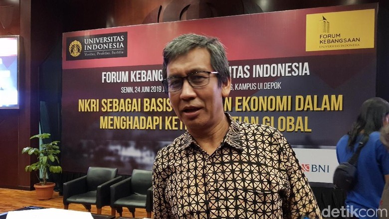 Pansel: Jokowi Sampaikan Komitmen Kuat Tak Intervensi Pemilihan Capim KPK Pansel: Jokowi Sampaikan Komitmen Kuat Tak Intervensi Pemilihan Capim KPK