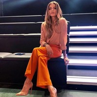 Terlepas dari aksi vandalisme yang diterima olehnya, nama Sophia populer sejak dirinya dinobatkan sebagai wanita tercantik ketiga di dunia versi majalah FHM. Ia pun merupakan jebolan dari ajang reality show pencarian model di Jerman. Foto: Instagram/@shopiathomalla