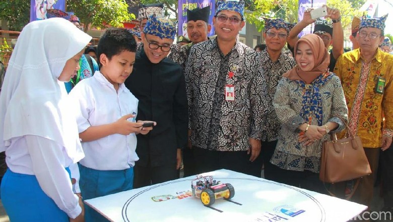 Perkemahan Ilmiah Digelar, 1.000 Pelajar Riset di Banyuwangi Perkemahan Ilmiah Digelar, 1.000 Pelajar Riset di Banyuwangi
