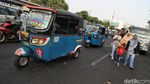 Sang Roda Tiga Ikonik Khas Ibu Kota Menjelma Jadi GrabBajay