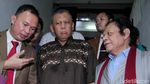 Keluar dari Rutan Polda Metro Jaya Eggi Sudjana Semringah Banget