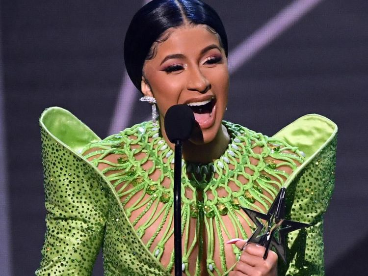 BET Awards 2019, Para Pemenang dan Aksi Panas Cardi B