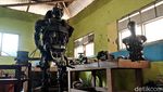 Ini Penampakan Patung Robot Polisi Karya Siswa SMK di Karawang
