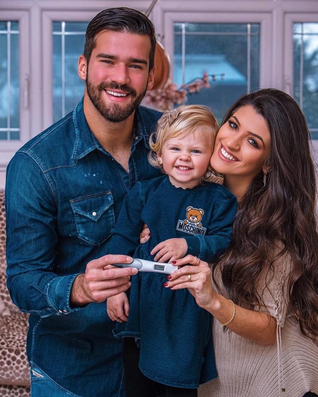 Natalia dan Alisson Becker terlihat harmonis dan sering menghabiskan waktu bersama. Foto: Instagram @natalialbecker