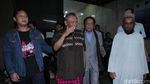 Keluar dari Rutan Polda Metro Jaya Eggi Sudjana Semringah Banget