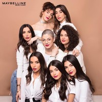 Selama dua bulan, Michele Hajal menjalani pengobatan di MD Anderson Cancer Centres, Texas dan berhasil berada dalam remisi (kondisi di mana sel kanker tak lagi aktif). Namun tak berapa lama penyakitnya muncul lagi yang menyebabkan kondisi tubuhnya turun drastis. Foto: Instagram @Michelehajal