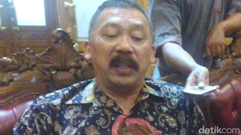 Tiket Pesawat Mahal, Perjalanan Dinas Pemkot Solo Dibatasi Tiket Pesawat Mahal, Perjalanan Dinas Pemkot Solo Dibatasi